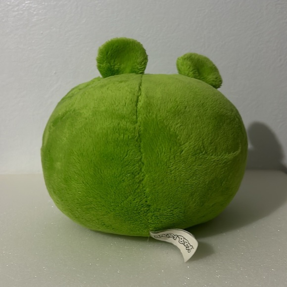 Flawed Angry Birds 8” King Pig plush - Picture 3 of 4